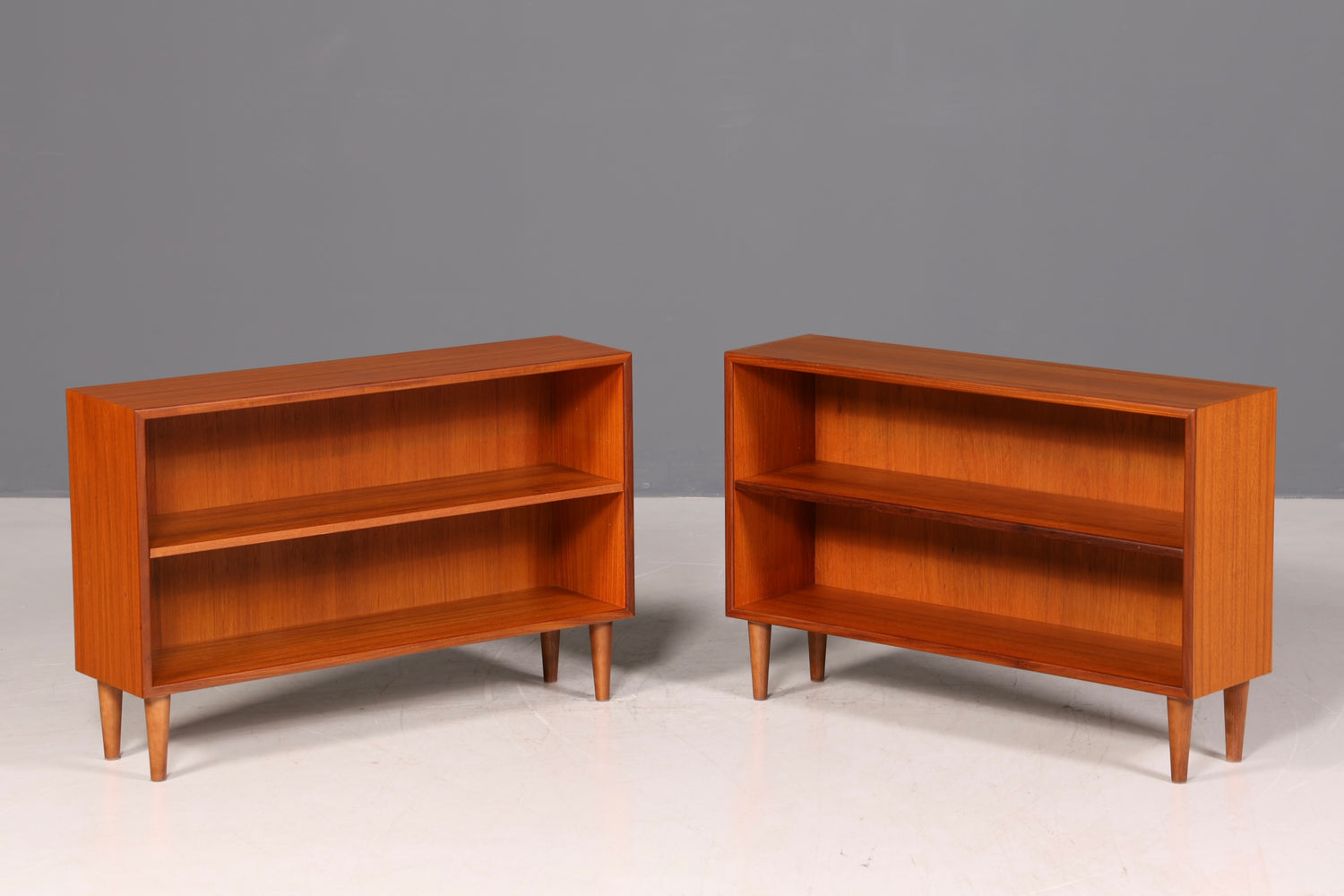 G430 Finish Wunderschönes Mid Century Regal Vintage Bücherregal 60er Jahre Holz Regal (Kopie 5)