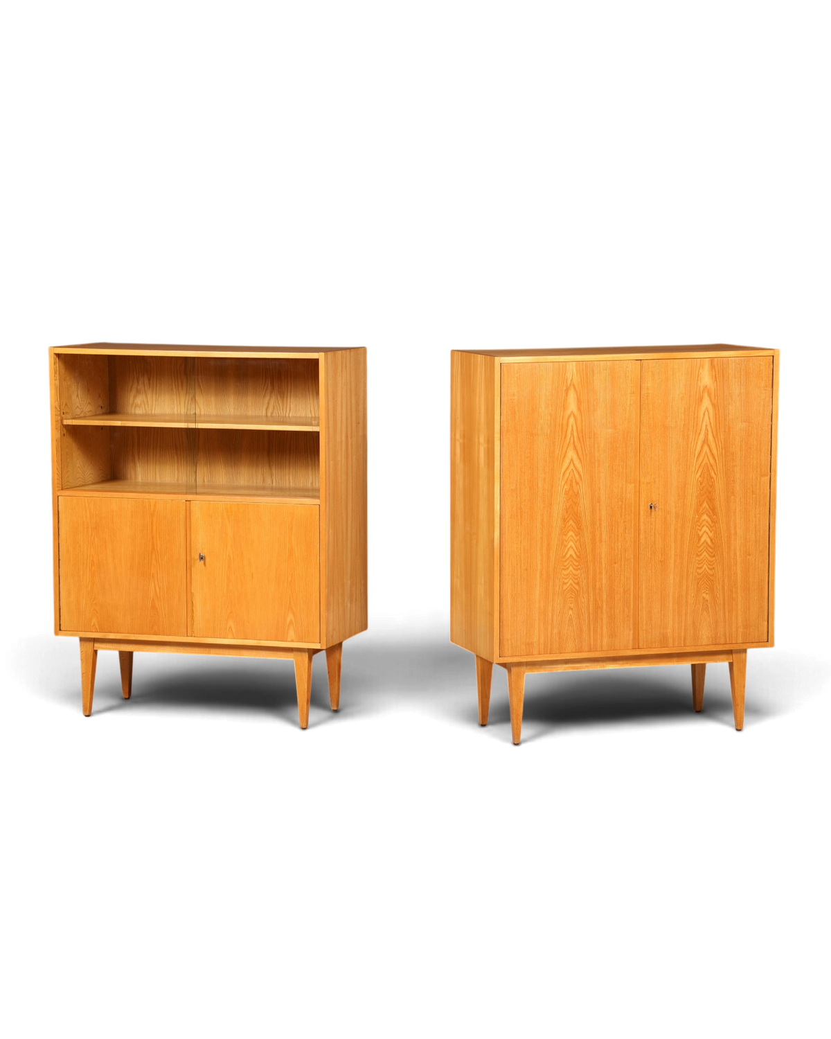 Hauptstadt Möblerei Hellerau Schrank Modell 602 von Franz Ehrlich aus hellem Echtholz im Mid Century Design