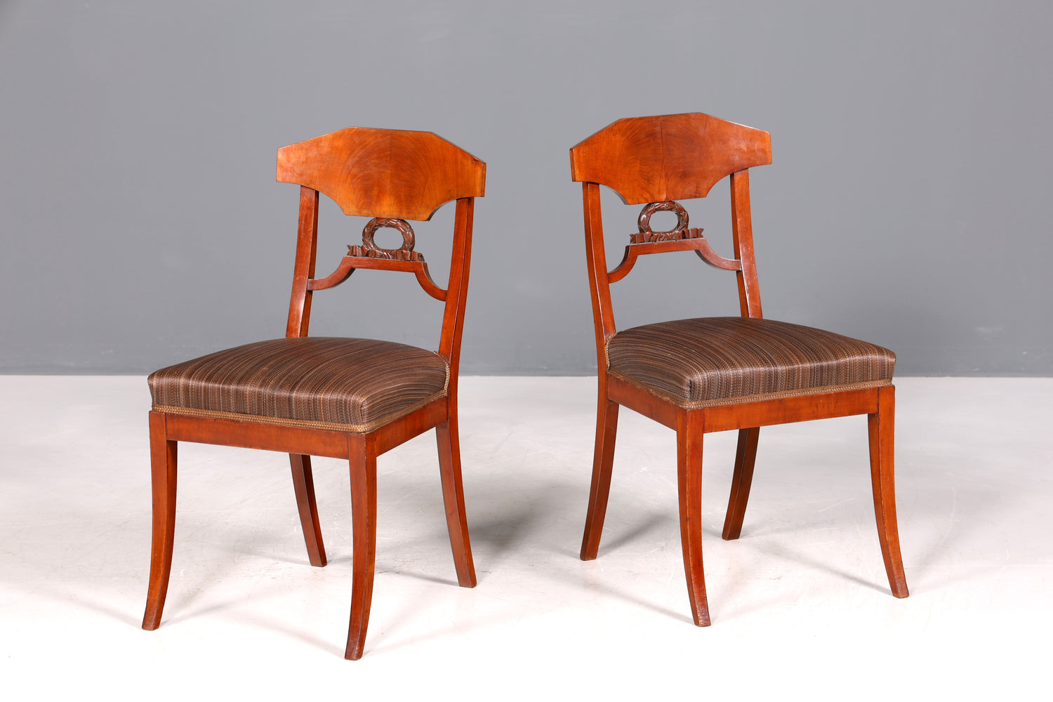 Traumhafter Biedermeier Stuhl Antik Küchenstuhl echt Holz Sekretär Stuhl Esszimmer Stuhl 2 von 2