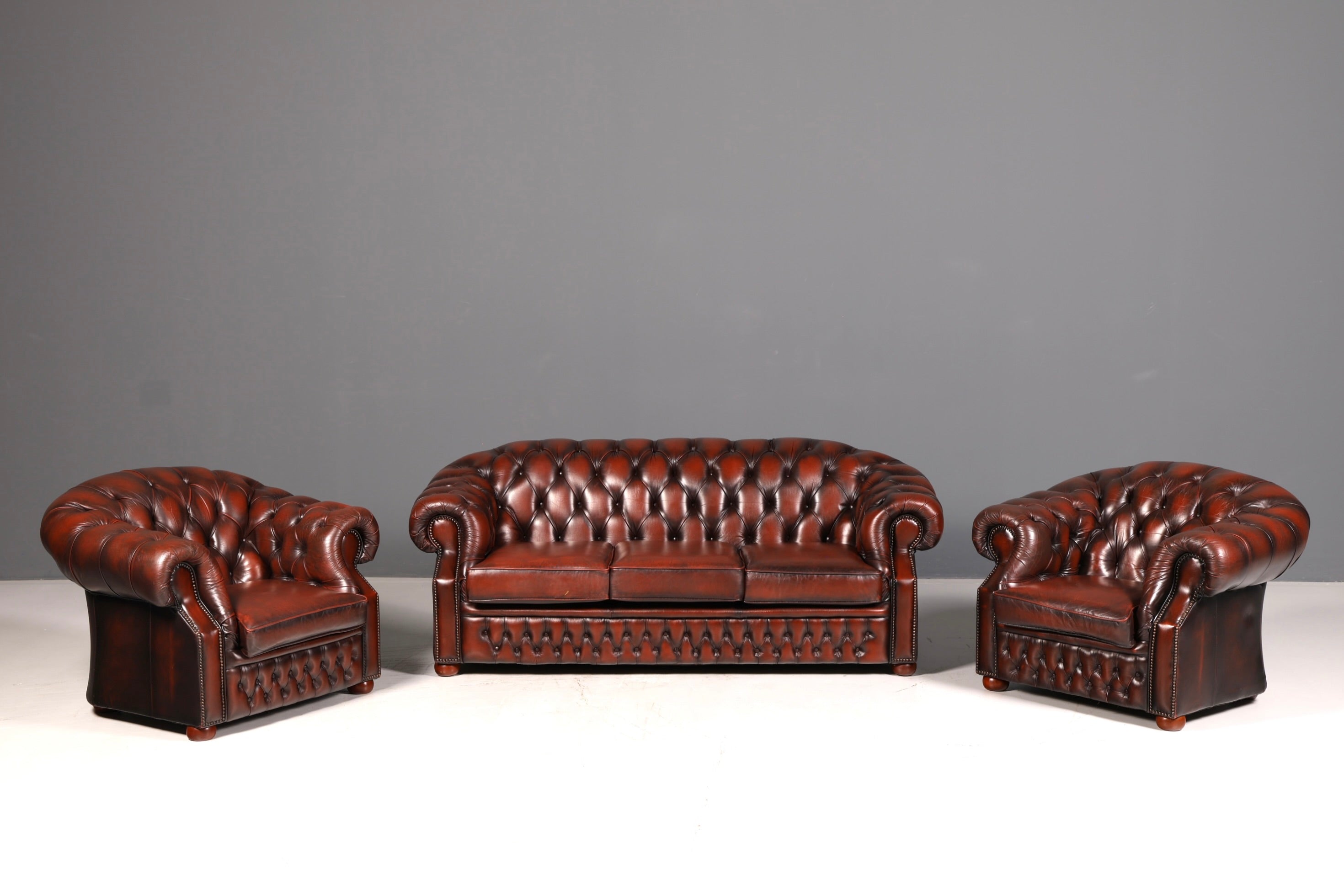 Wunderschöner Original Chesterfield Centurion Sessel Englischer Armlehnsessel Echt Leder Herrensessel Vintage 1 von 2