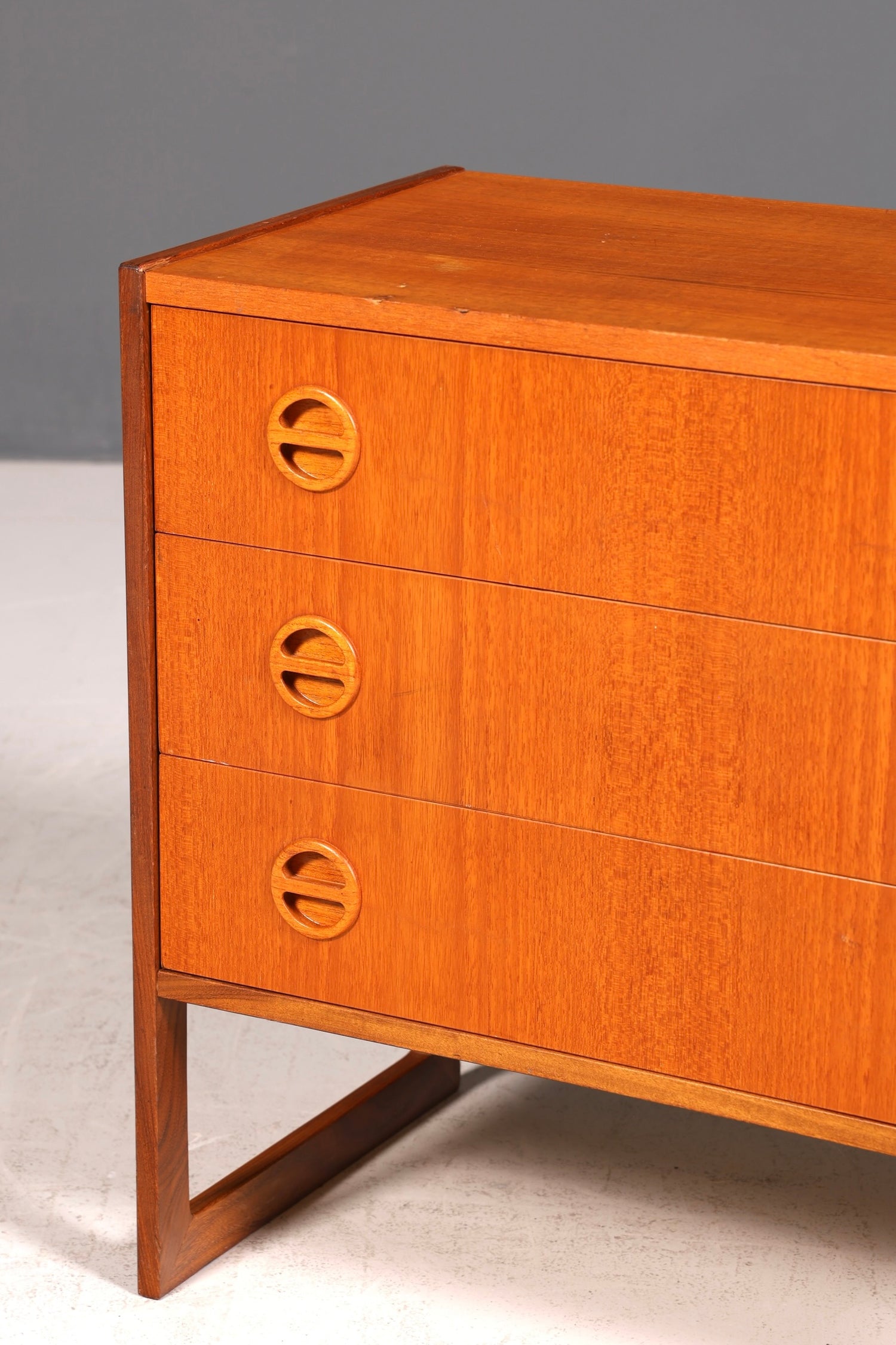Wunderschöne Mid Century Kommode Teak Holz Sideboard Vintage Schubladenkommode Danish Design 60s Designklassiker