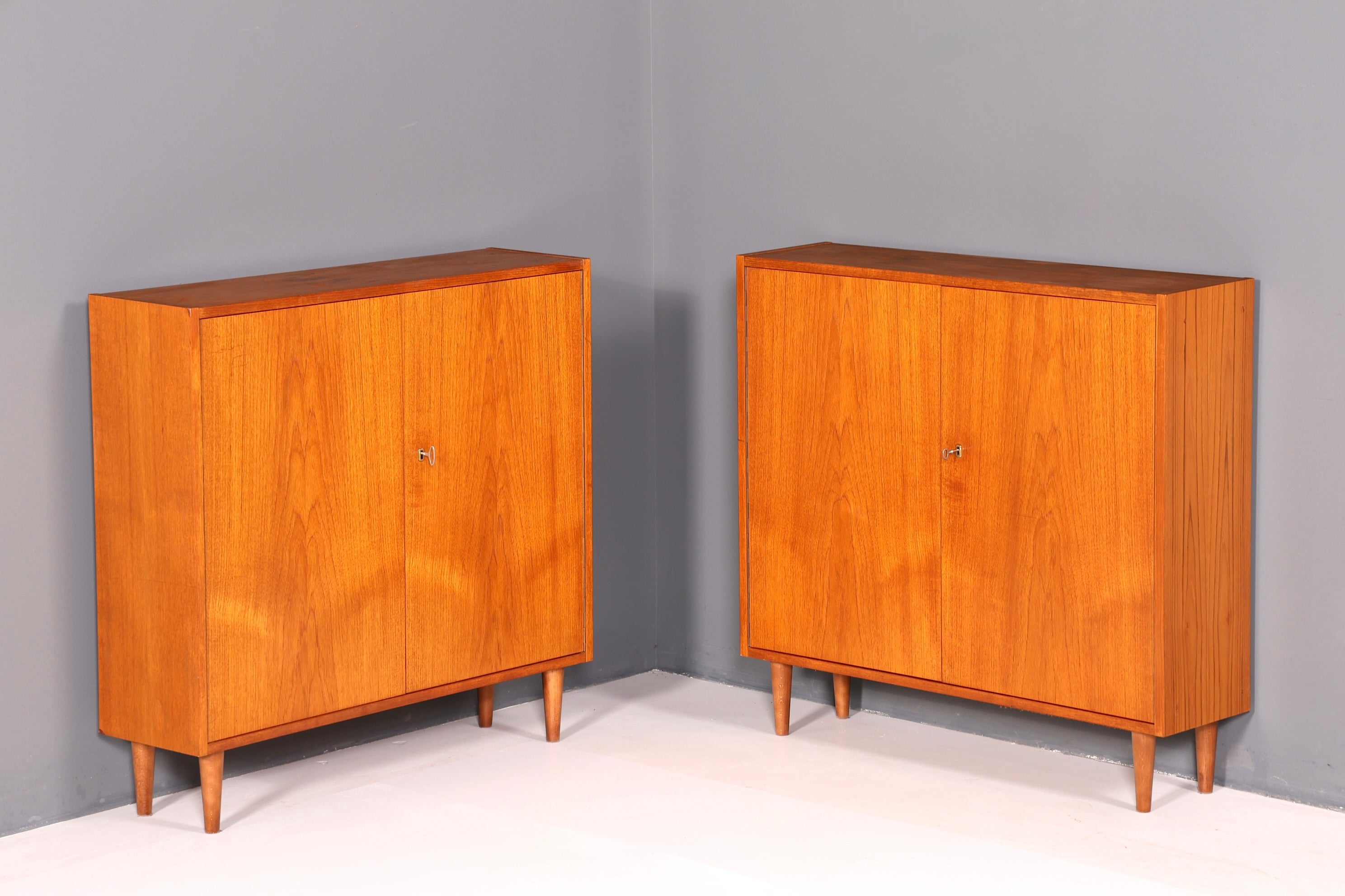 Edler Hellerau Schrank Mid Century Vintage Highboard Vertiko Wandschrank 60er Jahre