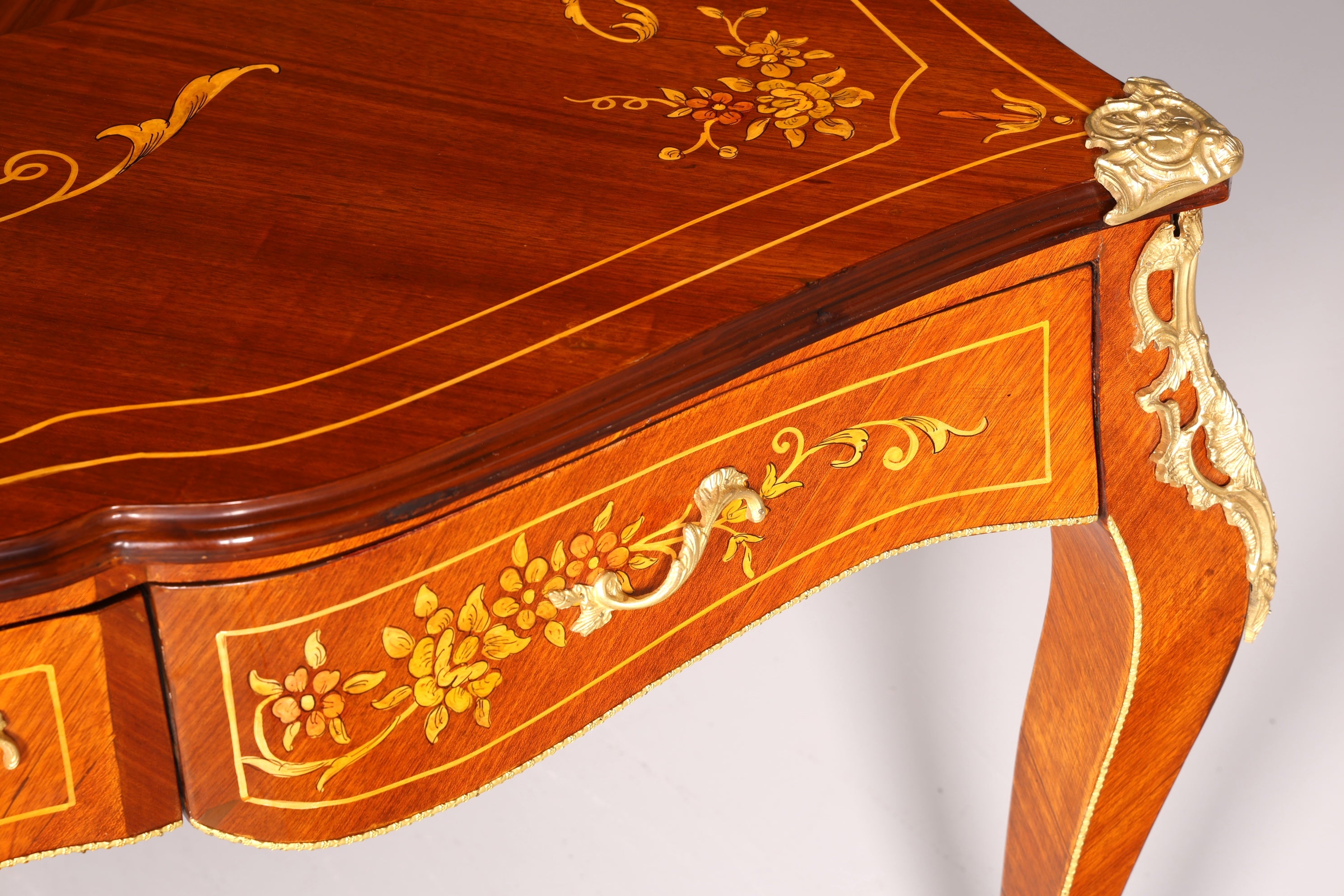 Magnificent XXL Louis XV style French desk, antique inlaid office table
