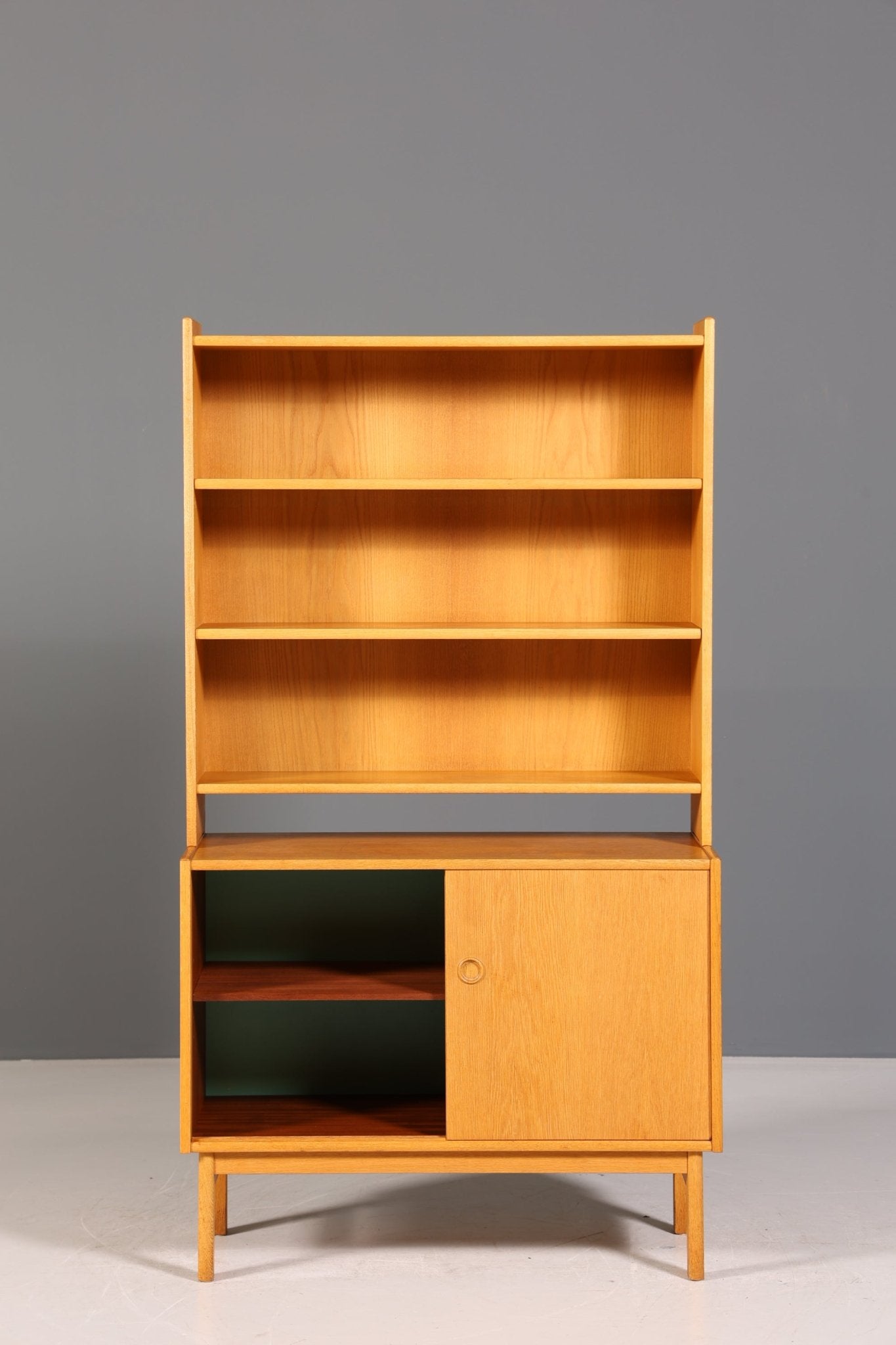 Schlichtes Mid Century Bücherregal Danish Design Schrank Retro Kommode Schiebetür Regal Vintage