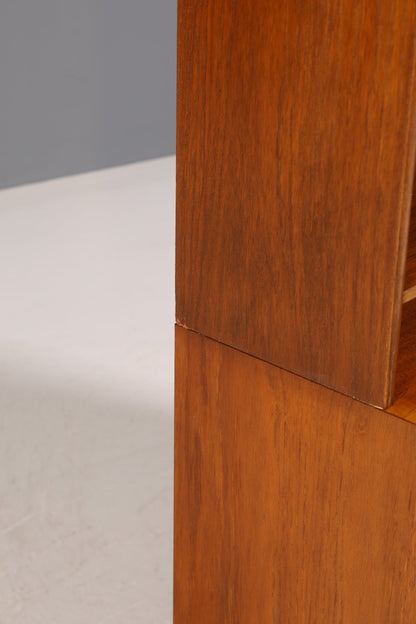 Schlichtes Mid Century Regal Bücherregal Retro Schrank Danish Design Kommode