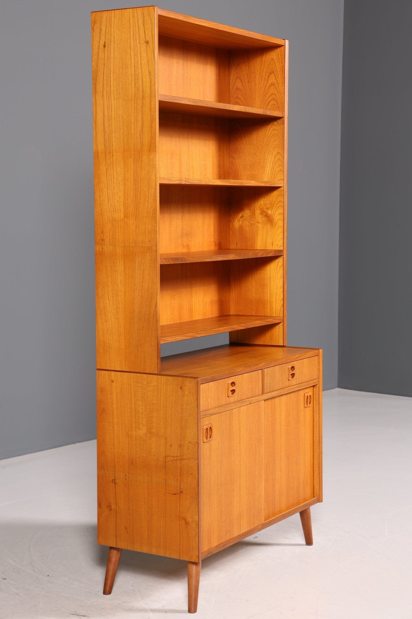 Schlichtes Mid Century Regal &quot;Made in Denmark&quot; schiebetür Schrank Danish Design Retro Kommode Vintage Bücherregal 60s 1 von 2