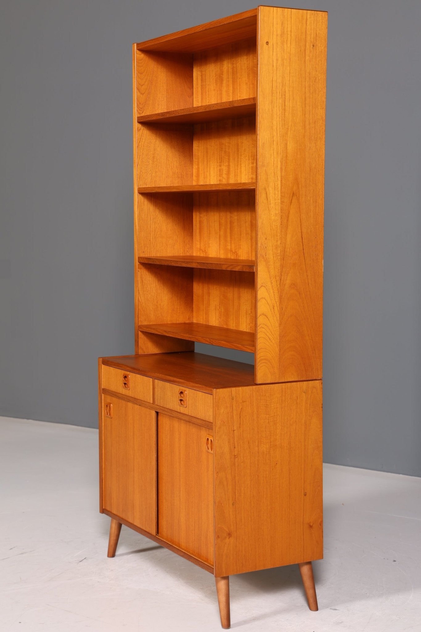 Schlichtes Mid Century Regal &quot;Made in Denmark&quot; schiebetür Schrank Danish Design Retro Kommode Vintage Bücherregal 60s 1 von 2