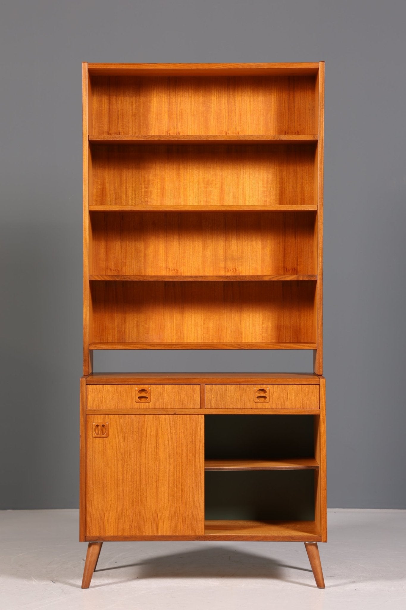 Schlichtes Mid Century Regal &quot;Made in Denmark&quot; schiebetür Schrank Danish Design Retro Kommode Vintage Bücherregal 60s 1 von 2