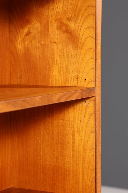 Schlichtes Mid Century Regal &quot;Made in Denmark&quot; schiebetür Schrank Danish Design Retro Kommode Vintage Bücherregal 60s 1 von 2