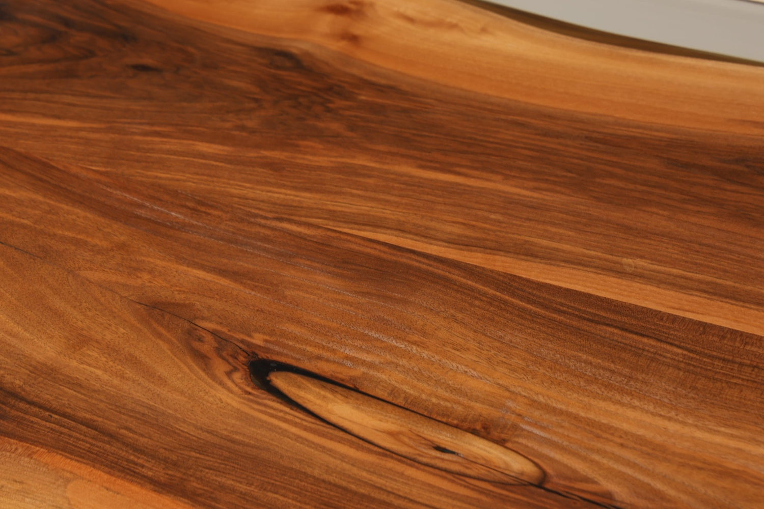 Stilvoller Epoxidharz Tisch 220-90 cm Epoxy Nussbaum massiv Holz Esszimmer Tisch