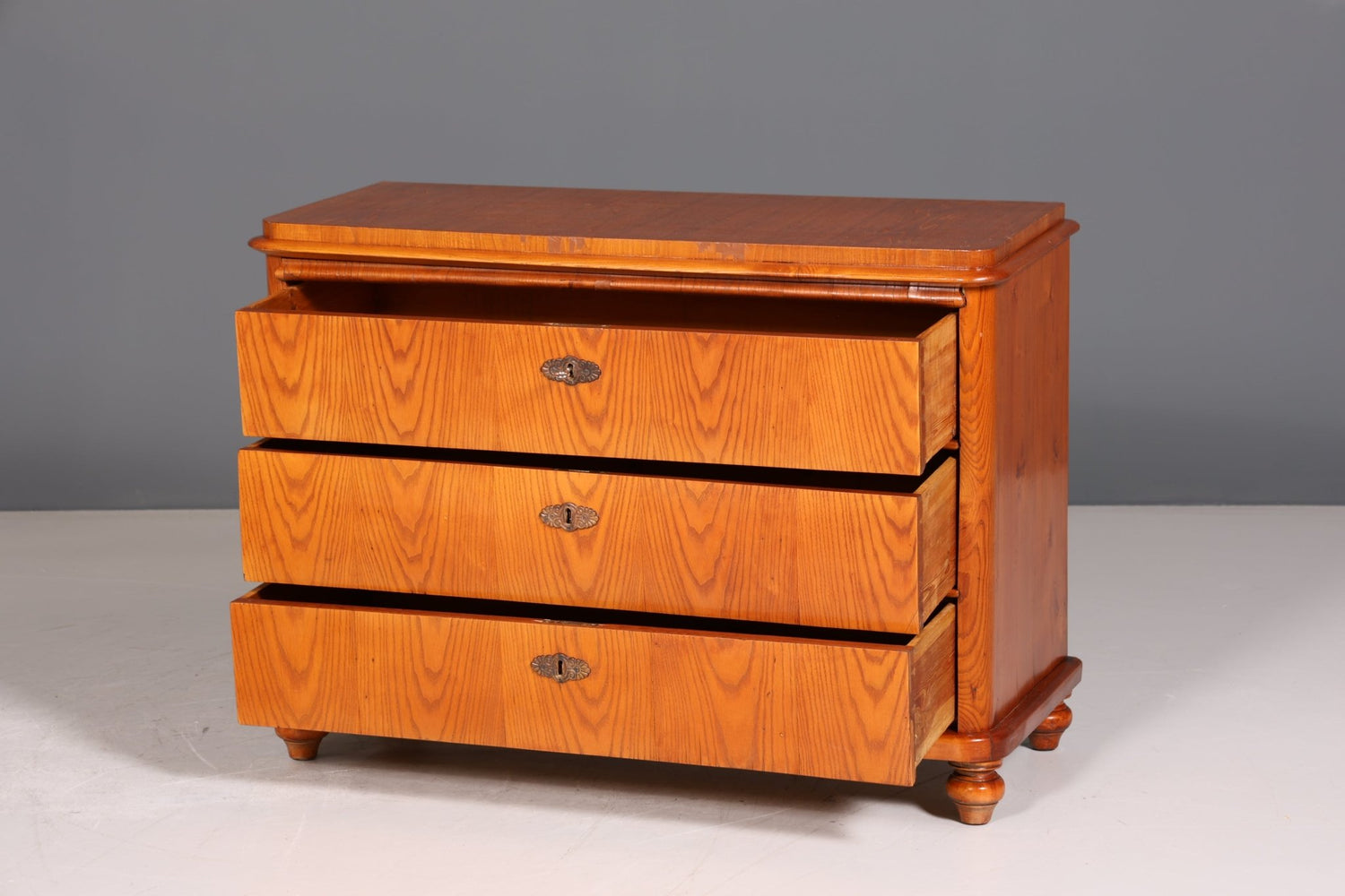 Traumhafte Biedermeier Kommode Antik Schrank Weichholz Schubladenkommode