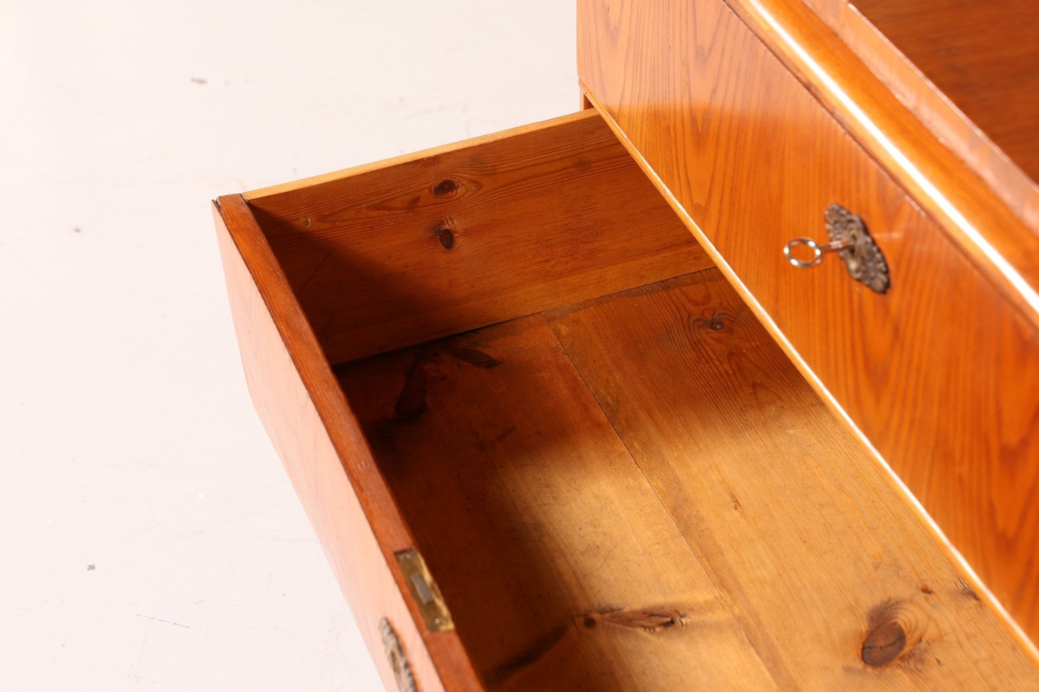 Traumhafte Biedermeier Kommode Antik Schrank Weichholz Schubladenkommode