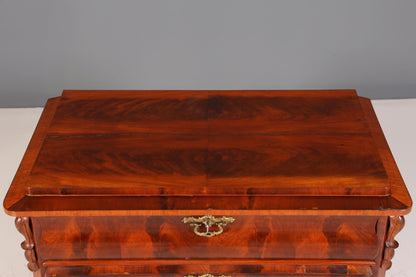 Dreamlike Louis Philippe chest of drawers, Wilhelminian style sideboard around 1880, chest of drawers, laundry chest