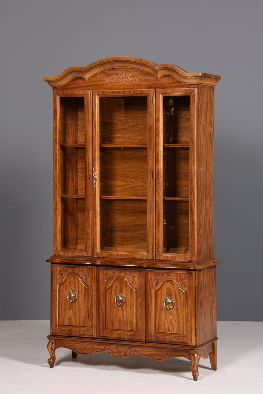 Wunderschöne Chippendale Vitrine Regal Schrank Barock Stil Bücherregal Geschirrschrank