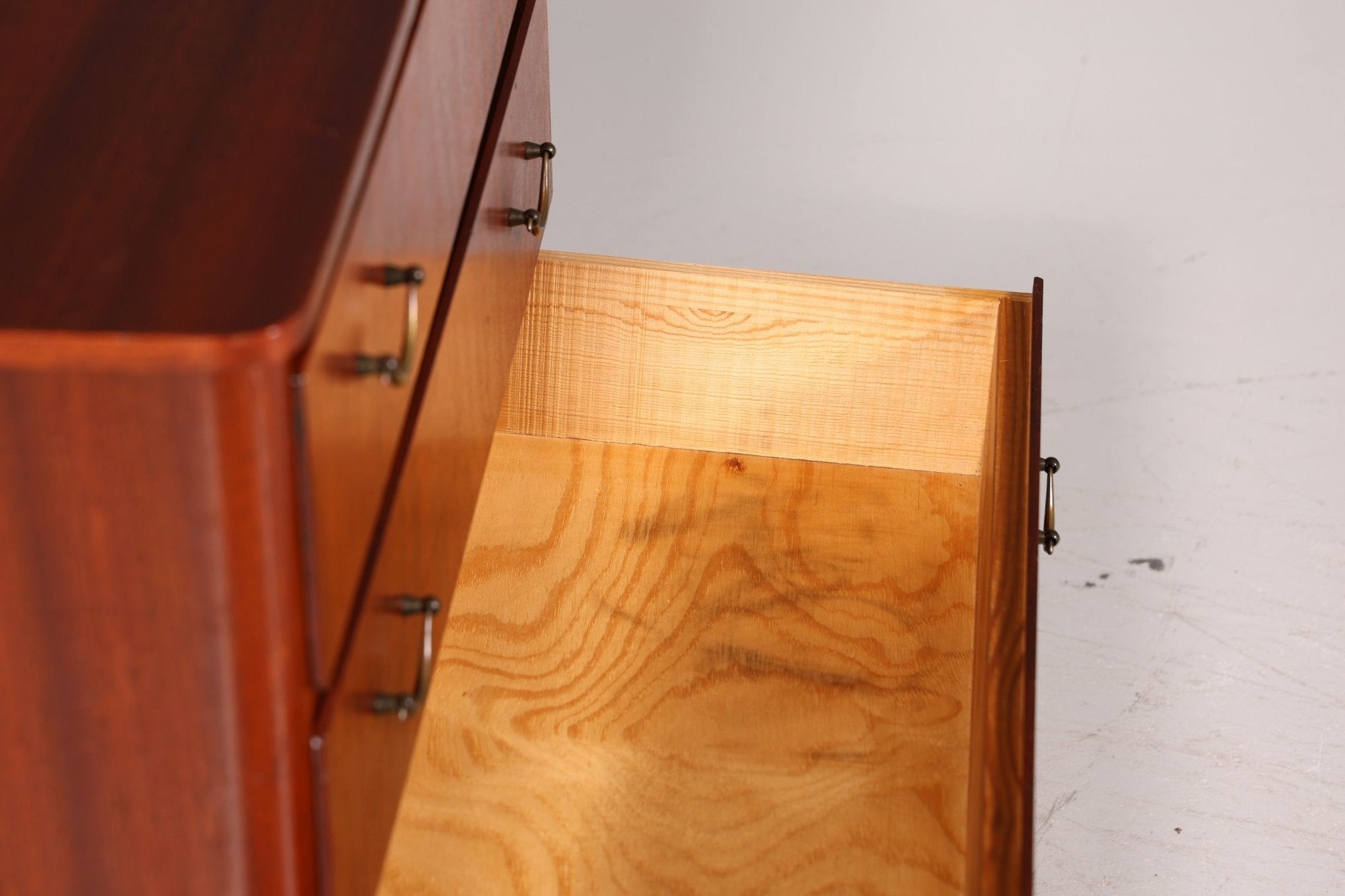Wunderschöne Mid Century Kommode Vintage Schrank 60er Jahre Wäschekommode Flurkommode