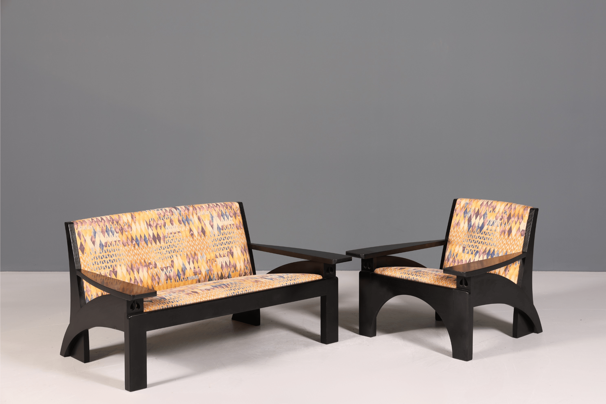 Wunderschönes Cassina Hill House Couch Design Italienisch Sofa 1980er Jahre by Charles Rennie Mackintosh 1 von 2