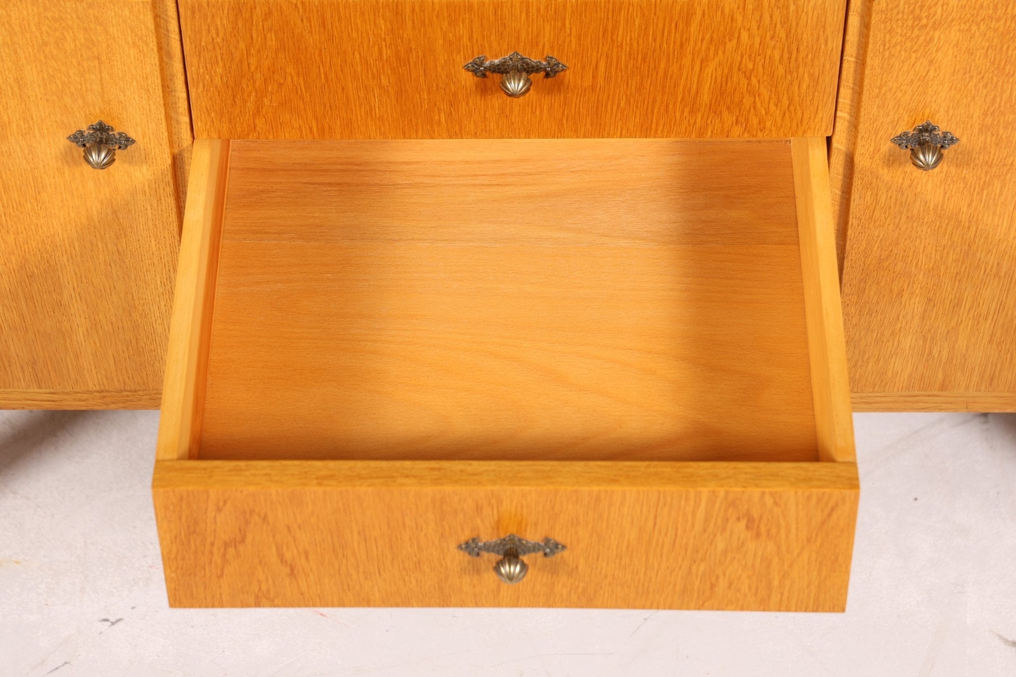 Wunderschönes Mid Century Sideboard Vintage Kommode TV Schrank Flurkommode 60s