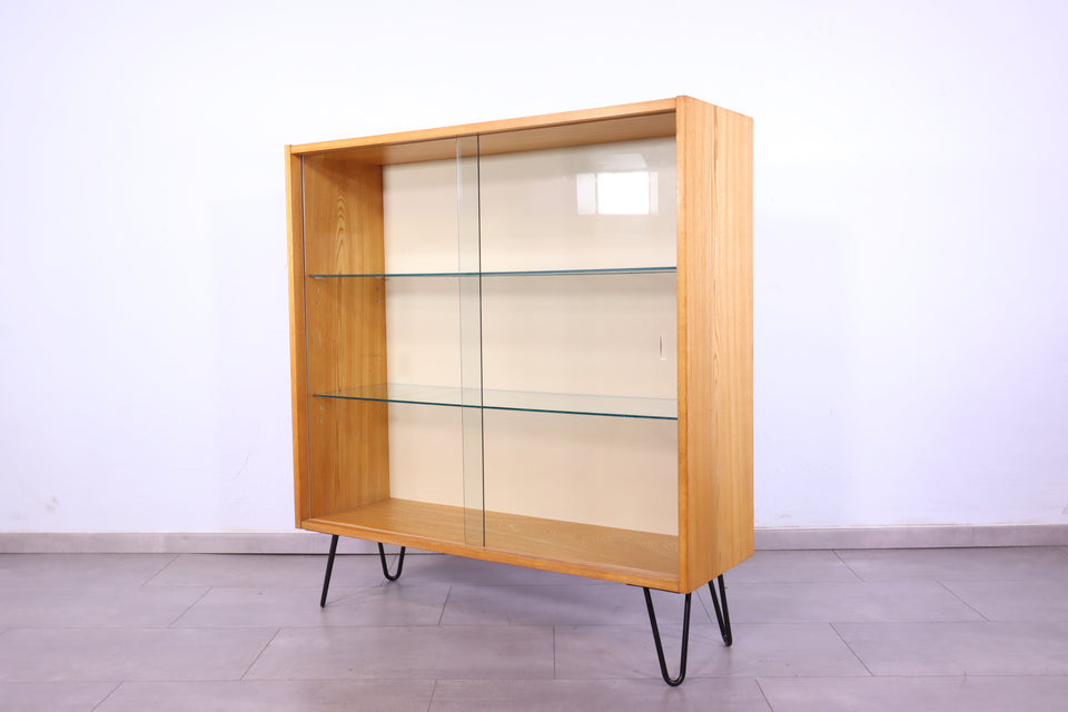 Original Hellerau Vitrine Mid Century Bücherregal Hairpin Legs Design