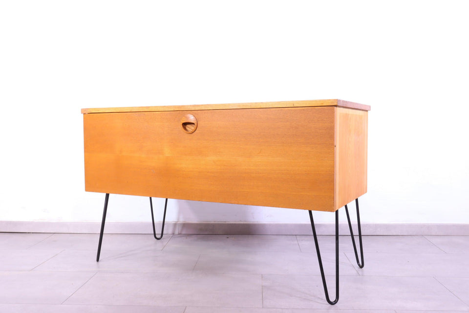 Original Hellerau Kommode Joachim Nebelung 430 Bauhaus Klappschrank Hairpin Legs 1 von 3