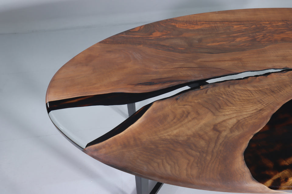 Einzigartiger Ovaler Epoxidharz Tisch 193-95cm Nussbaum Esszimmer Tisch