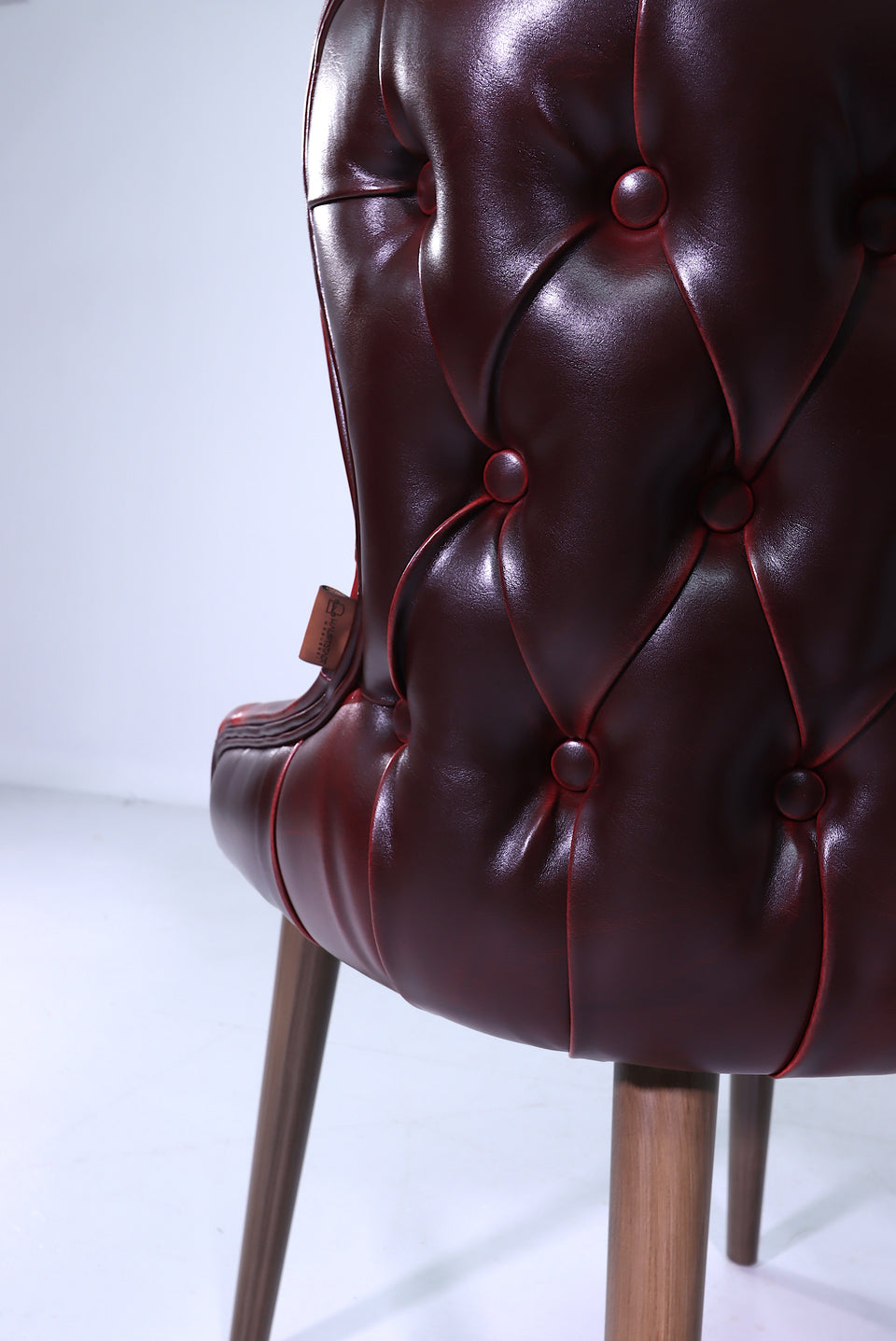 Edler Chesterfield Stuhl "Ambato" Englisch Esszimmerstuhl Oxblood Red