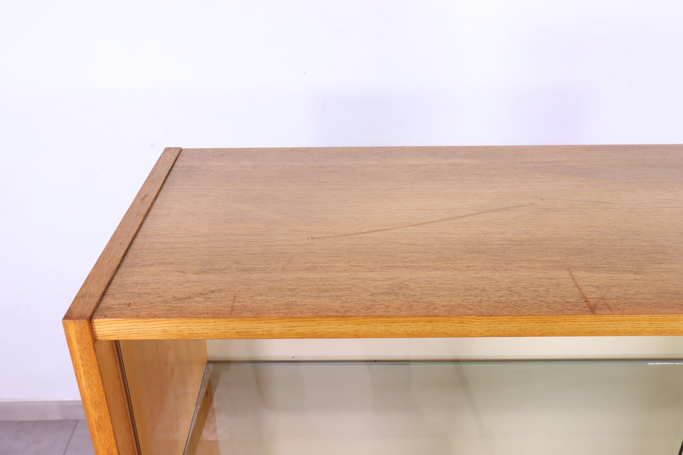 Original Hellerau Vitrine Mid Century Bücherregal Hairpin Legs Design