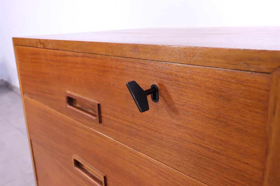 Wunderschöne Mid Century Retro Kommode 60s 70s Schrank Danish Design Teak Holz