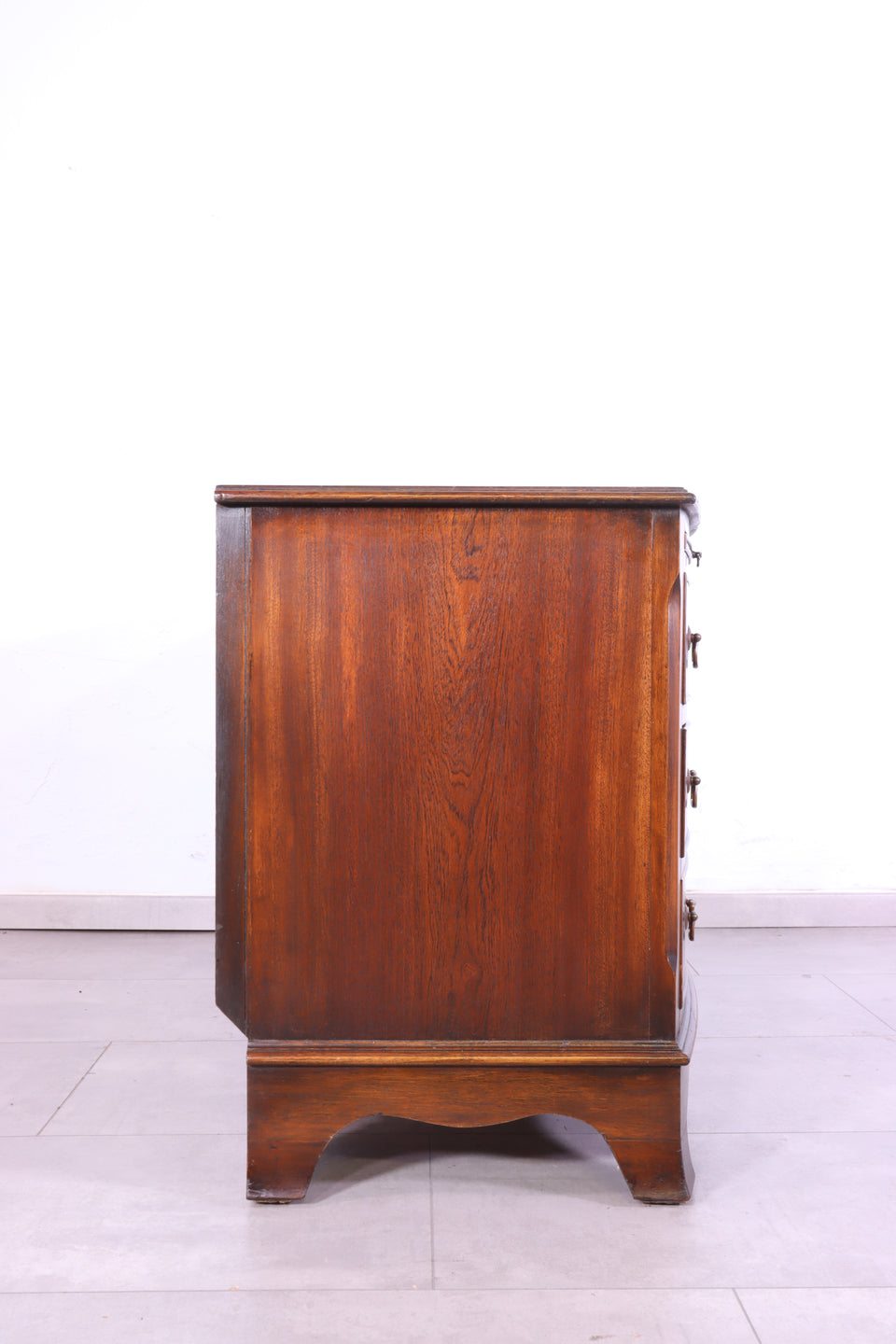 Wunderschöne Englische Antik Stil Kommode Lederauflage Holz Schrank 60s