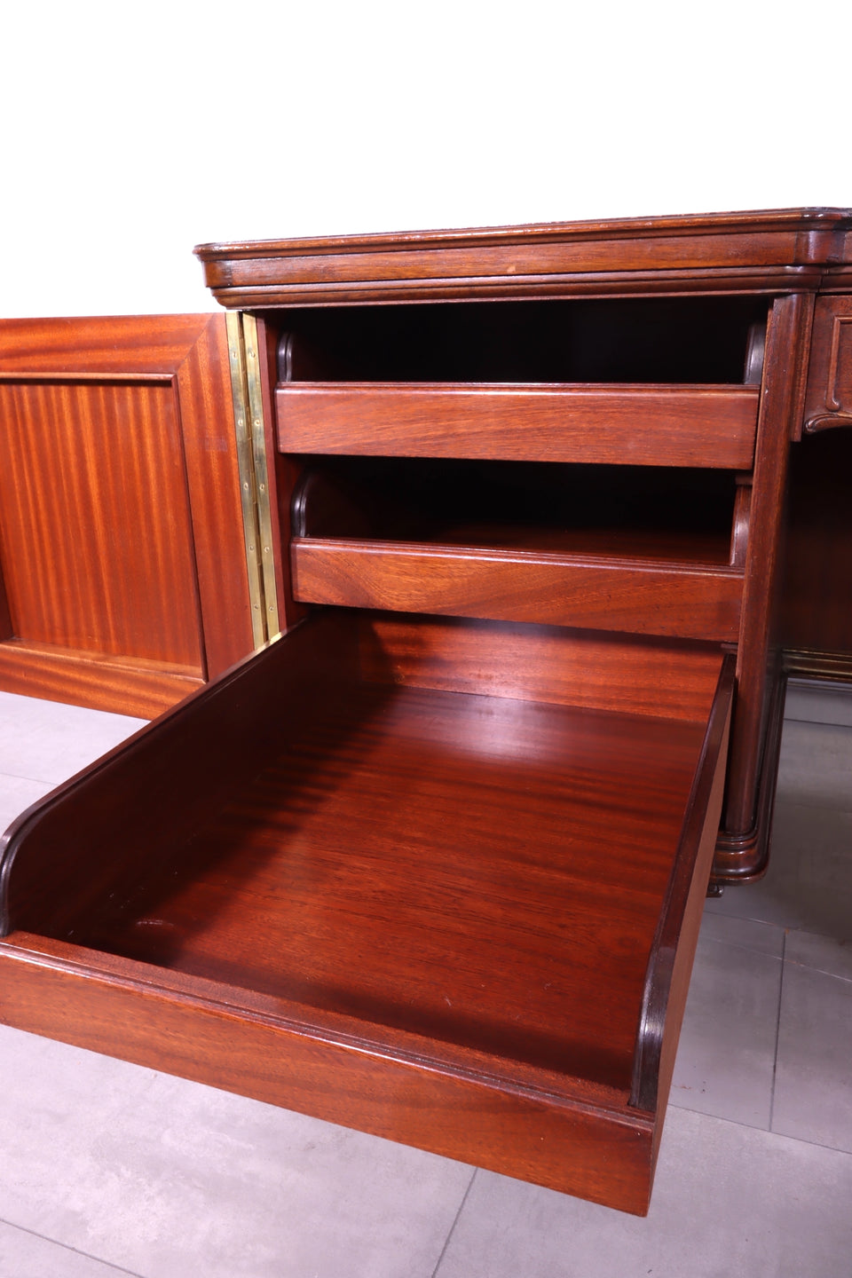 Wunderschöner Chippendale Schreibtisch echt Holz Vintage Bürotisch