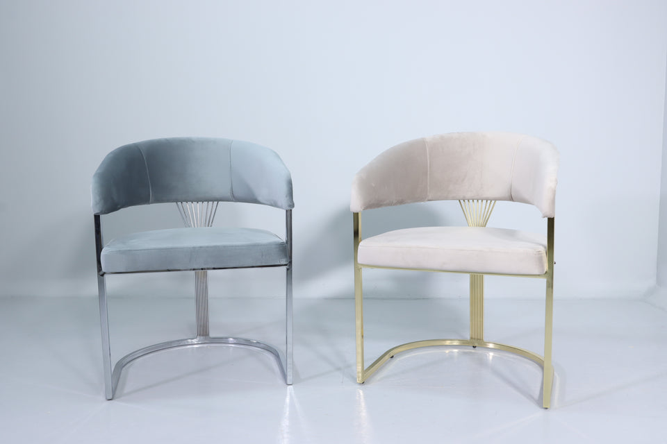 Eleganter Esszimmer Stuhl Samt Beige Gold Fuß Design